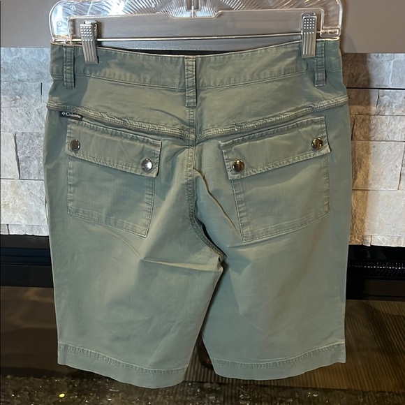 Columbia Green Bermuda Cotton Blend Shorts size 6 - Picture 8 of 12